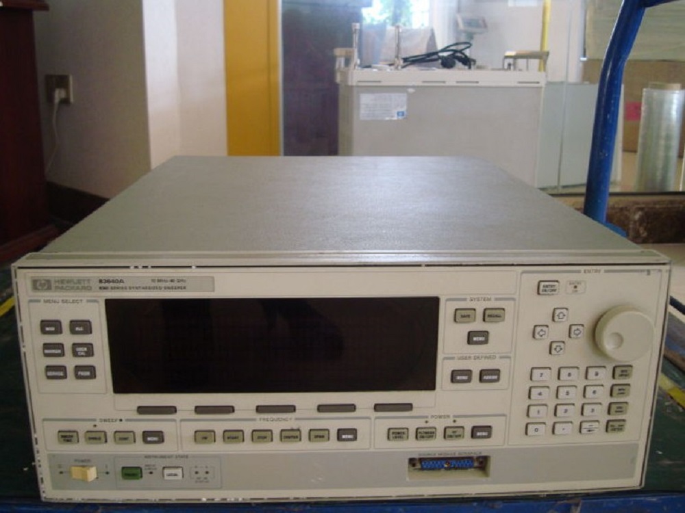 Agilent HP8340Bϳɒl̖(ho)Դ